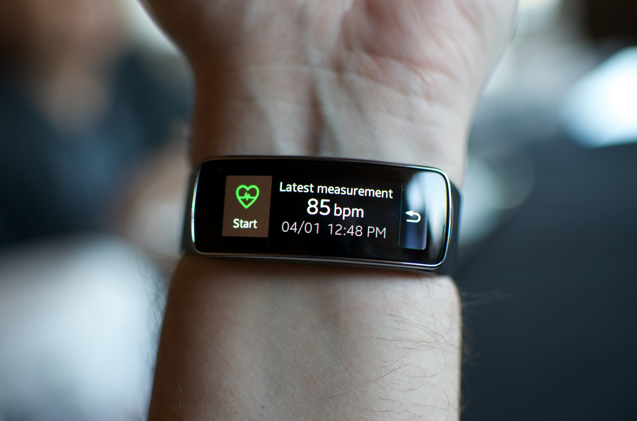 fitness trackers with gps built in